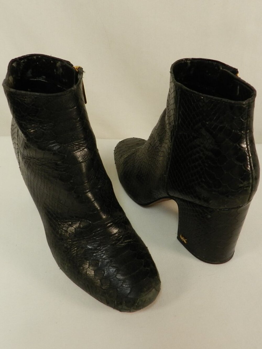 Michael Kors Elaine snake embossed Leather ankle zip boots block heel Size Sz 7